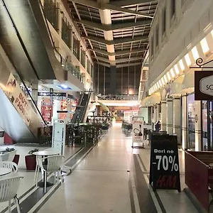 Dionis Pensiune Tirana